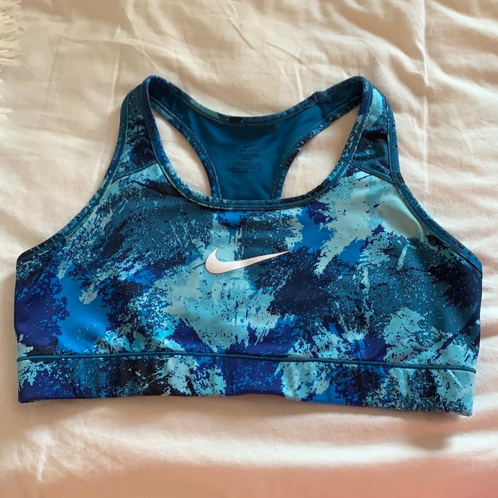 Nike sports bra